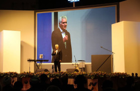 Innovative Youth Drive Iran’s Future Economy, Says Post Bank CEO at INOTEX 2025